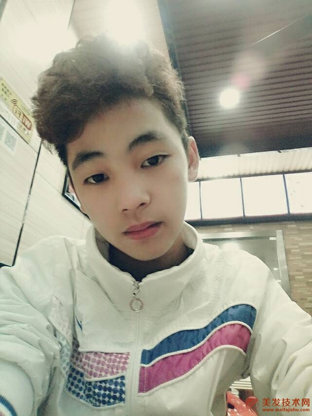 105235eks7o084bou4w772.jpg